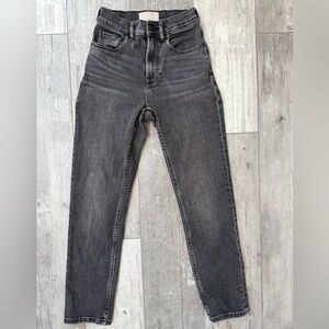 Everlane The Cheeky Jean Washed Black High Rise Straight Crop Denim Size 23